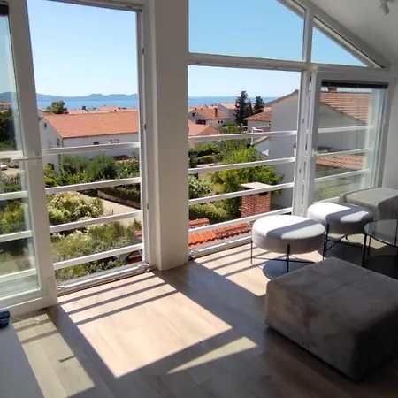 Iva's Cosy Apartment, Sea View And Free Parking Apartman