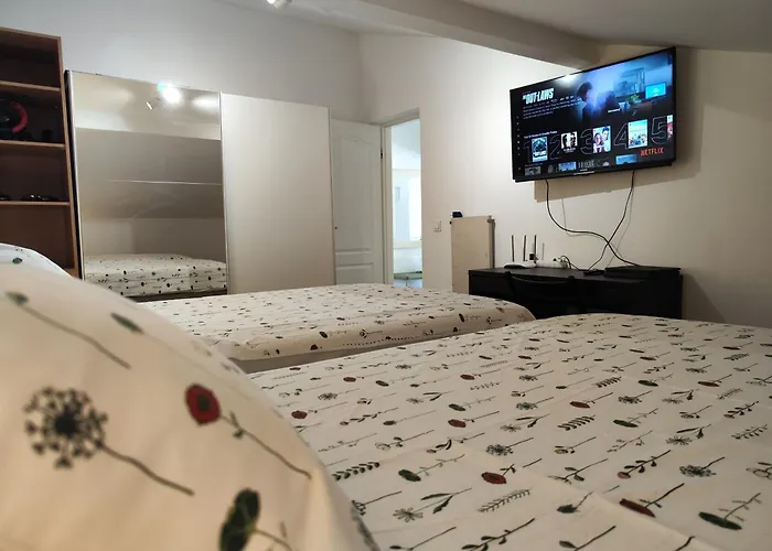 Iva's Cosy Apartment, Sea View And Free Parking Apartment
