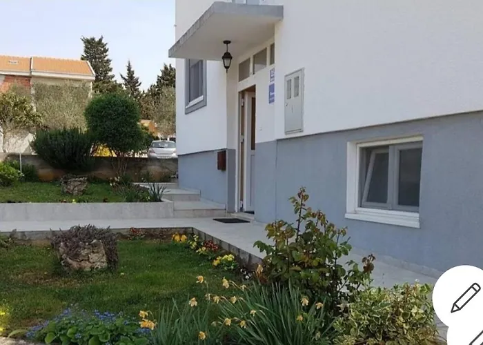 Iva's Cosy Apartment, Sea View And Free Parking Apartment Zadar