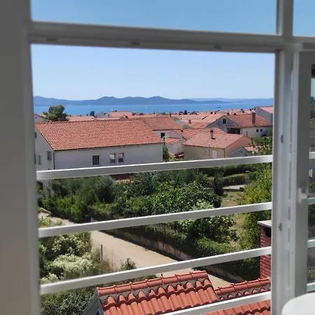 Iva's Cosy Apartment, Sea View And Free Parking Apartment