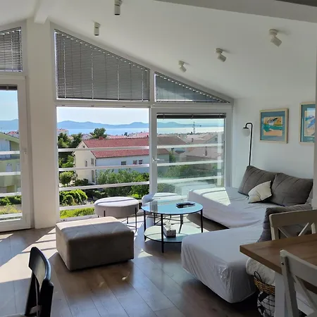 Apartment Iva's Cosy Apartment, Sea View And Free Parking