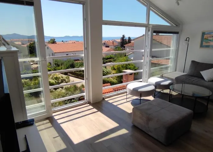 Iva's Cosy Apartment, Sea View And Free Parking アパート