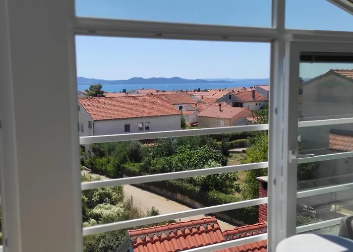 Iva's Cosy Apartment, Sea View And Free Parking アパート